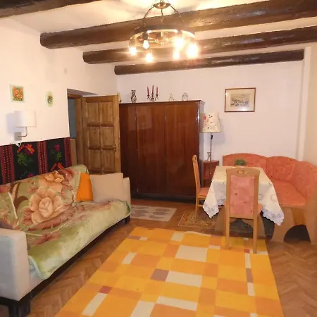 Reka Apartmanhaz