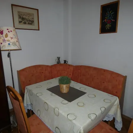 Reka Apartmanhaz 아파트